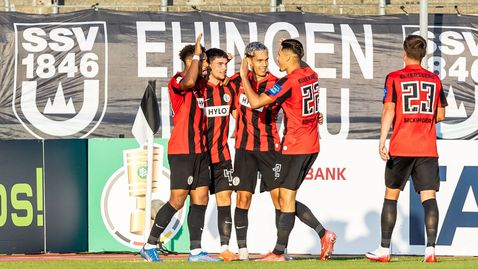 Лукас Петков помогна на Елверсберг, Аугсбург също продължава напред