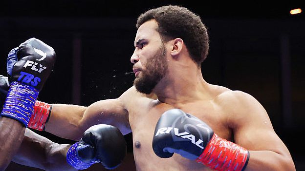 Официално: Моузес Итаума срещу американец в началото на 2026