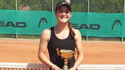 18 годишната квалификантка Димитрова беше елиминирана от друга квалификантка Мая Раденкович
