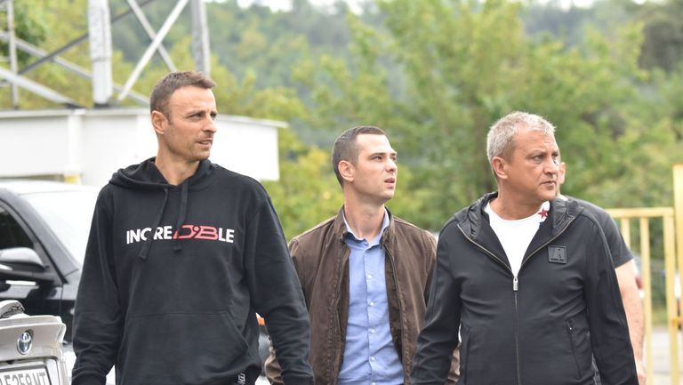 Кметът на Благоевград Илко Стоянов и Димитър Бербатов посетиха футболната