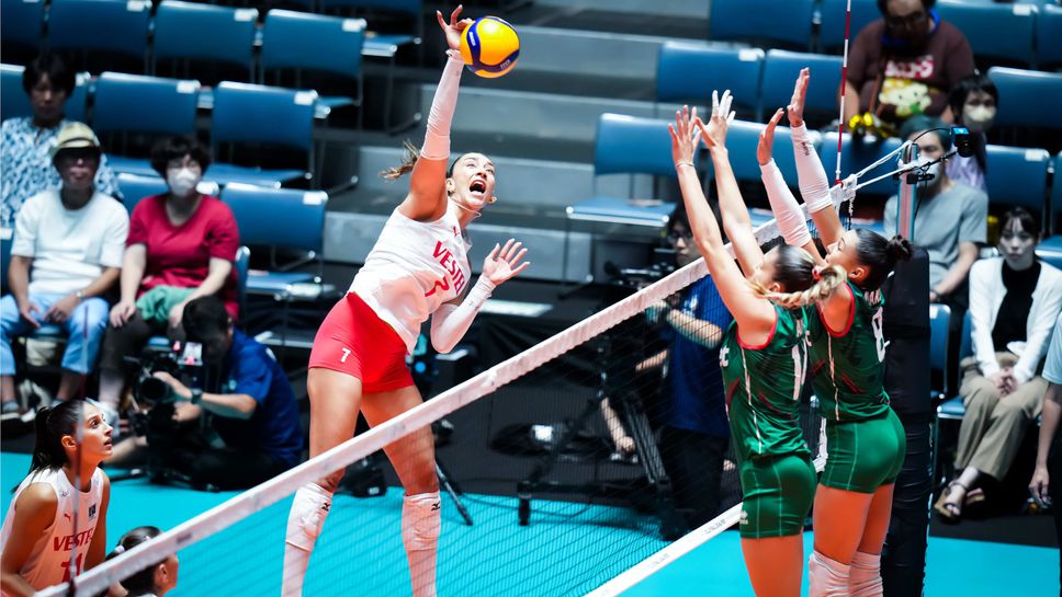 България се бори, но загуби от Турция на олимпийската квалификация в Япония