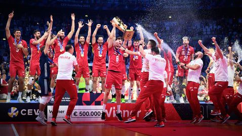 Фантастичен волейбол! Полша детронира Италия и грабна титлата насред Рим
