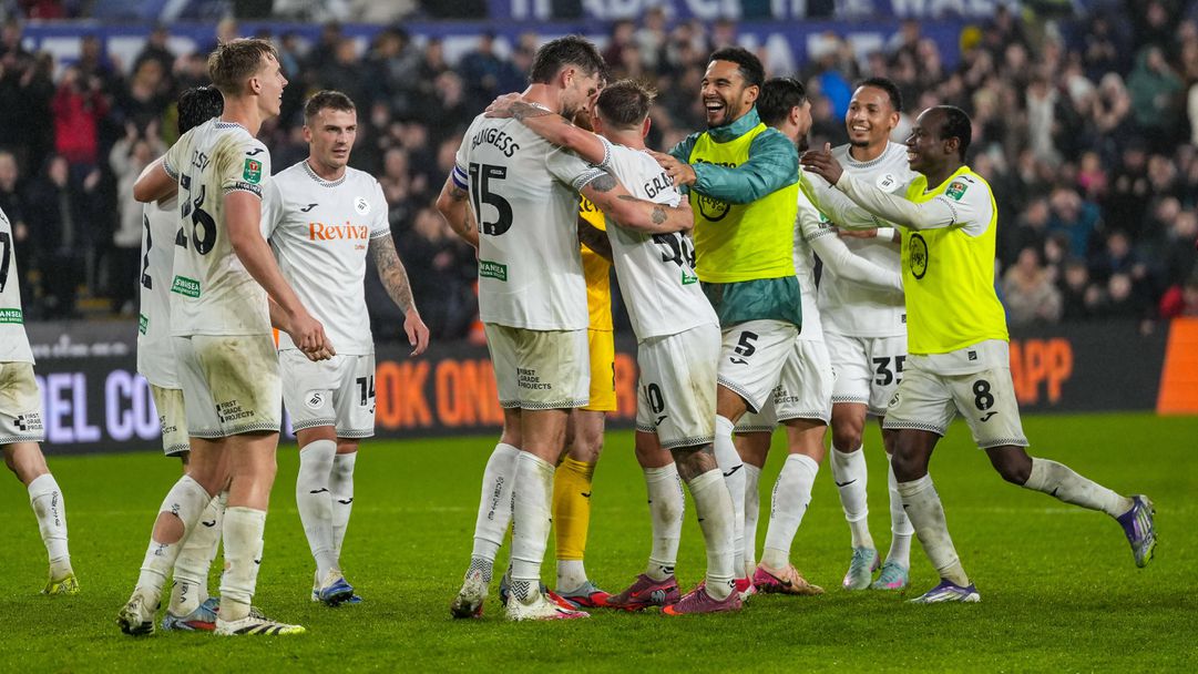 Суонзи изхвърли Нотингам след фантастичен обрат