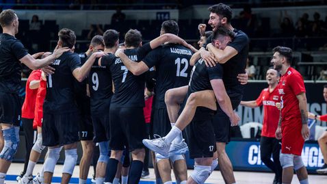  Турция удари Канада за първото място в Група G на Световното 