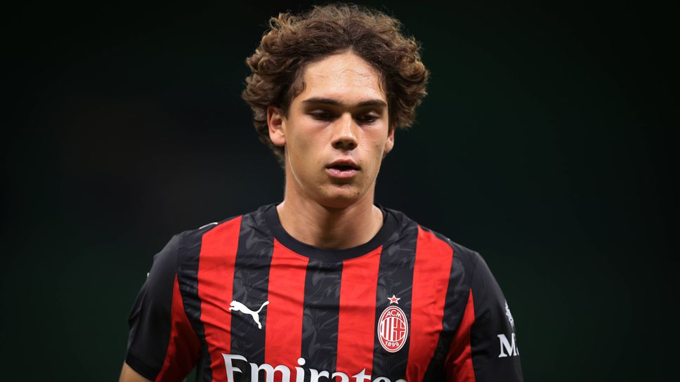 Един от най перспективните български футболни таланти Валери Владимиров който