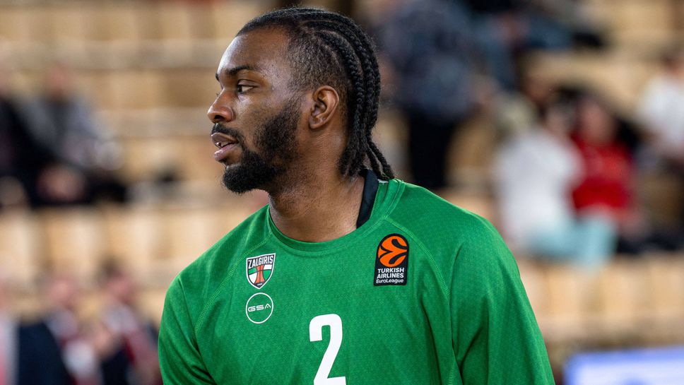 Съотборникът на Александър Везенков в Олимпиакос американският гард Кийнън