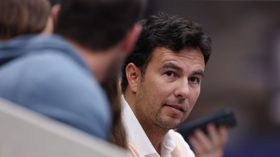 Флавио Бриаторе който все още изпълнява ролята на ръководител на