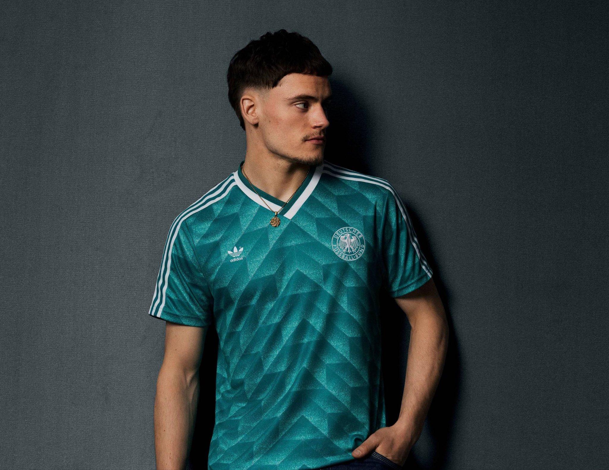Germany to wear 1990-inspired retro kit for Jurgen Klopp's debut