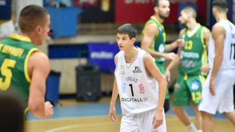 14-годишен счупи рекорд в НБЛ