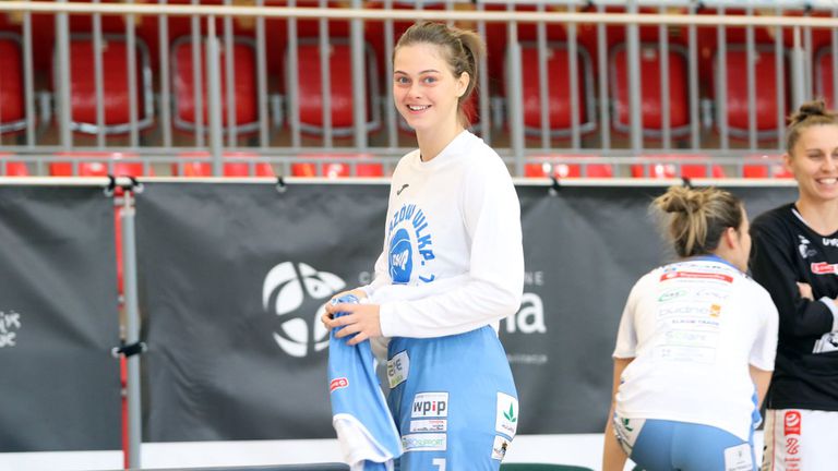 Най-добрата българска баскетболистка Борислава Христова поема по нов път през