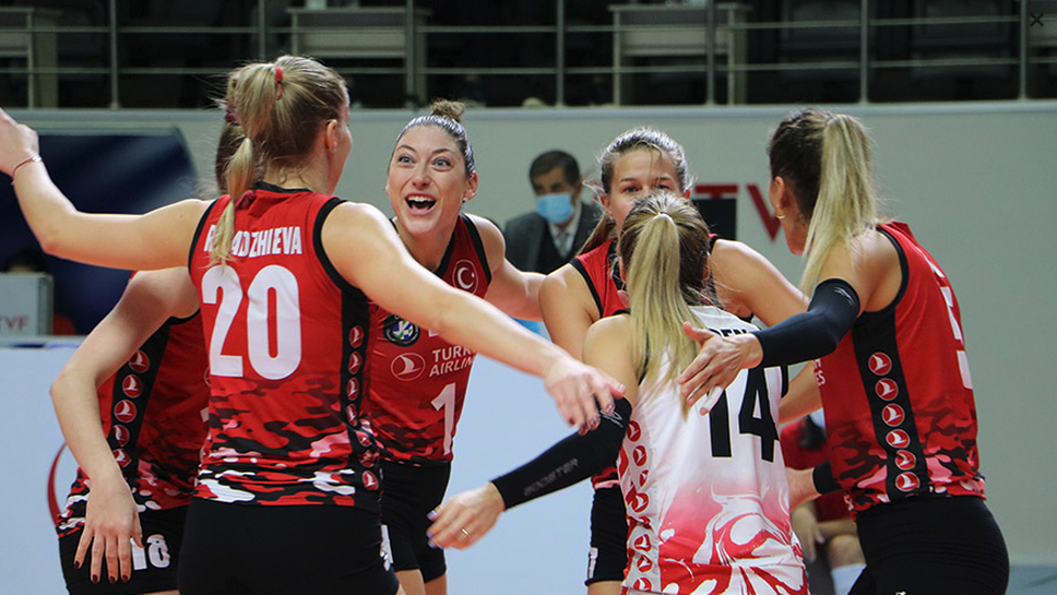 Доби Рабаджиева и THY с трета поредна победа в Турция