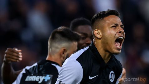  ЦСКА 1948 желае Матеус от Локомотив (Пловдив) 