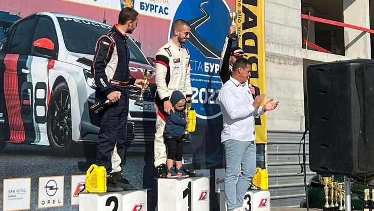 Иван Влъчков с Хонда Сивик стана първи в състезанието за