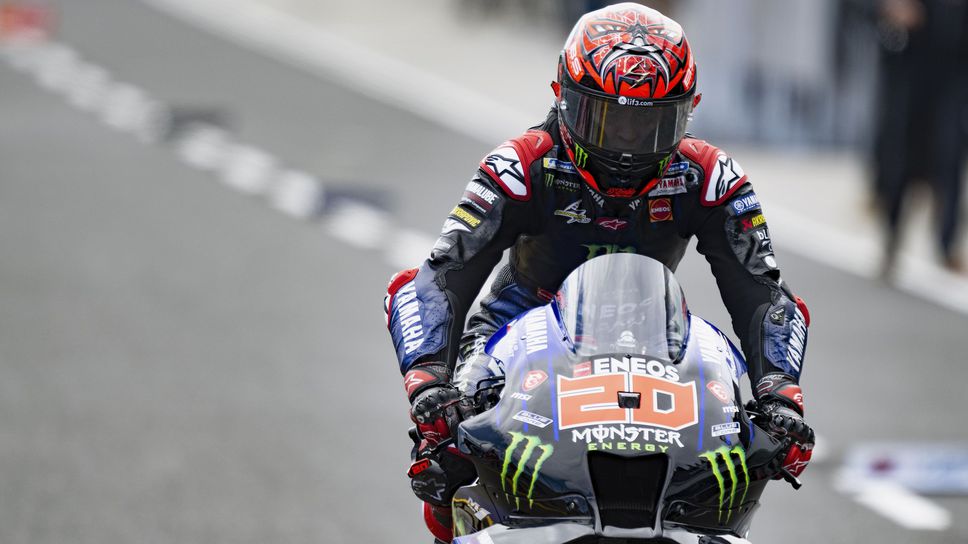 Валентино Роси разкритикува Ямаха: Фабио нямаше как да се бори с Пеко