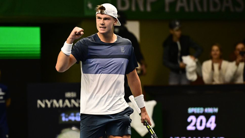 Холгер Руне се класира за полуфиналите на турнира на твърда