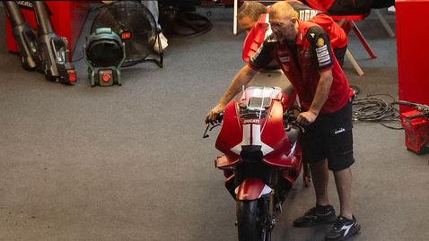 Пилоти: Новите мотоциклети в MotoGP ще са по-забавни за каране