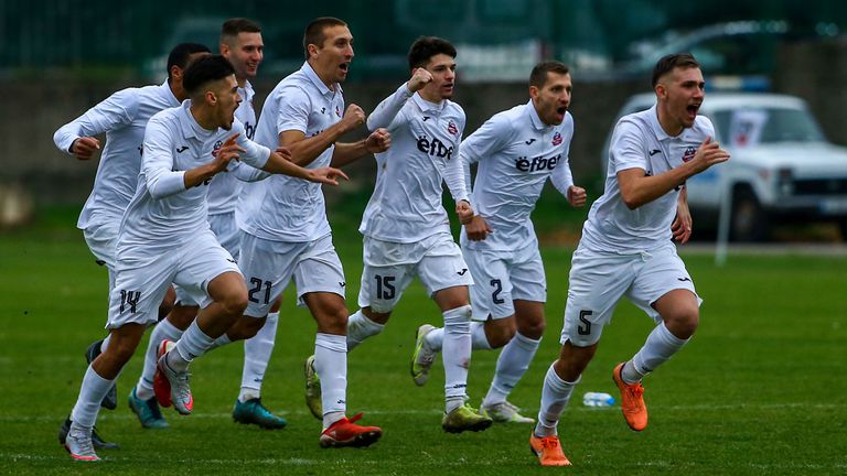 Четвъртия кръг във Втора лига продължава с нови два мача, Крумовград изравни