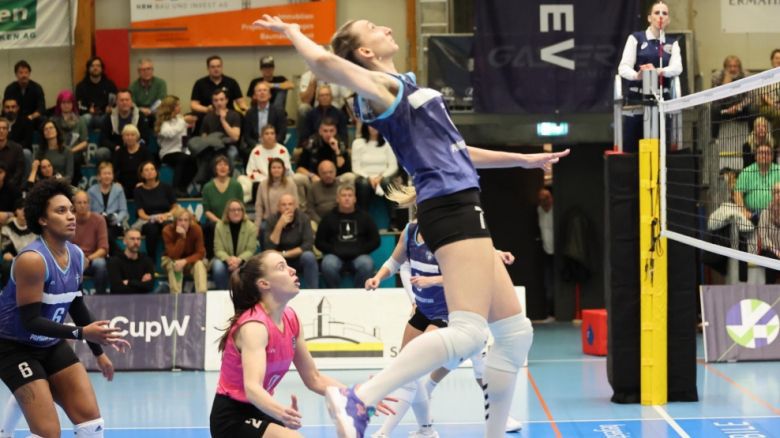 Мира Тодорова и Волунтари напред в Европа