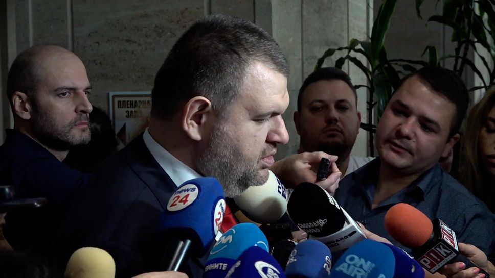 Пеевски разкри причината да се иска оставката на МВР министъра