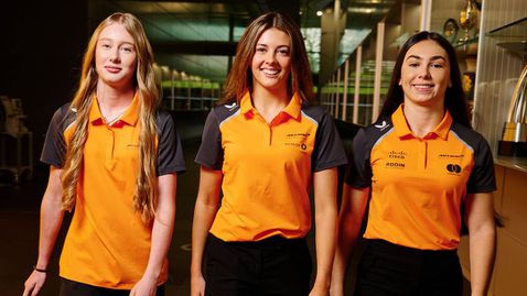 Макларън привлече дъщерята на Мика Хакинен