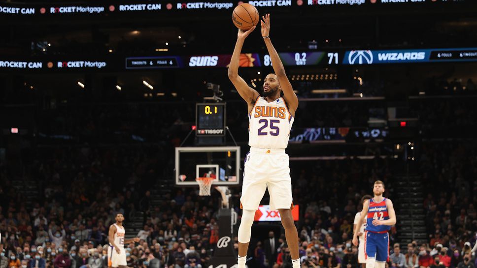 "Слънцата" се изравниха с Голдън Стейт на върха в НБА