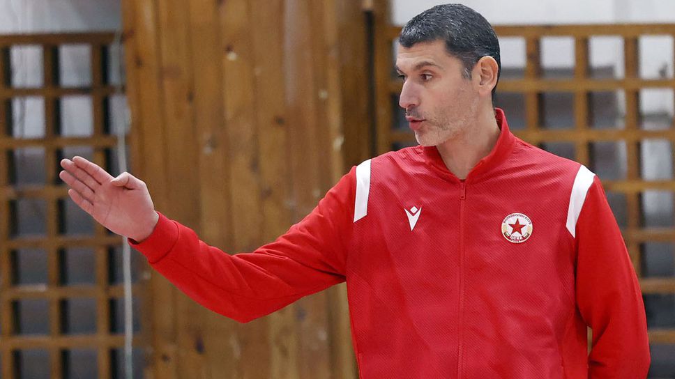 Александър Попов: Още юли внесохме проект за нова зала на ЦСКА, Кузманов не ни викна