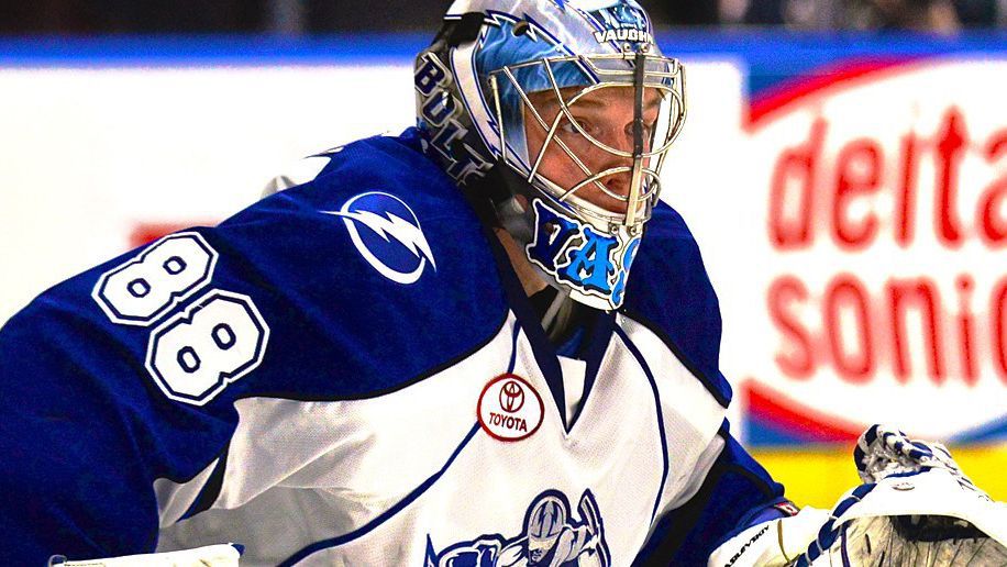 Василевски счупи рекорда за най-много победи за една година, Стамкос достигна кота 900 точки