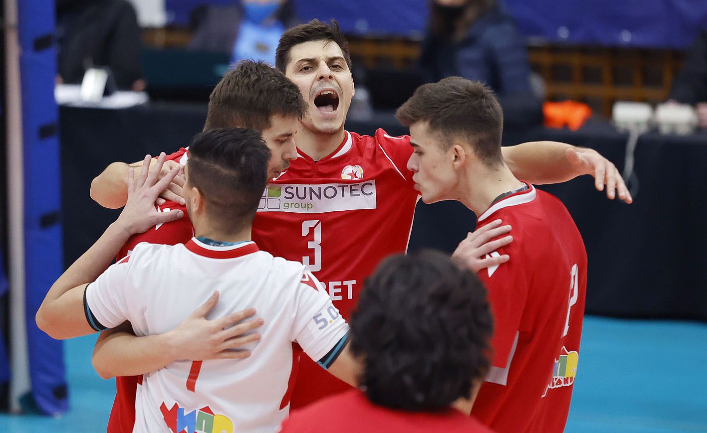 ЦСКА завърши годината с чиста победа над Добруджа в Efbet Супер Волей