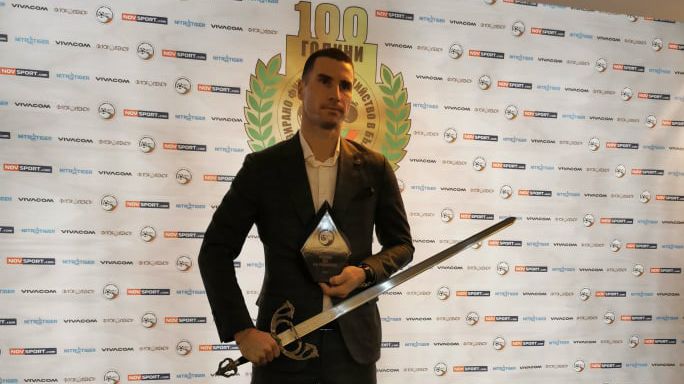 Георги Кабаков е най-добрият футболен съдия, отличиха Гутева при жените