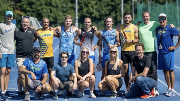 Група украински атлети се завърнаха в университета Кардиф Метрополитън, като