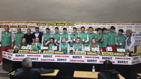 Смяна на властта пред камери