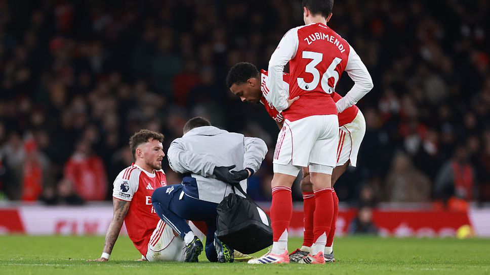 Арсенал е първият клуб в Премиър лийг който регистрира стотна