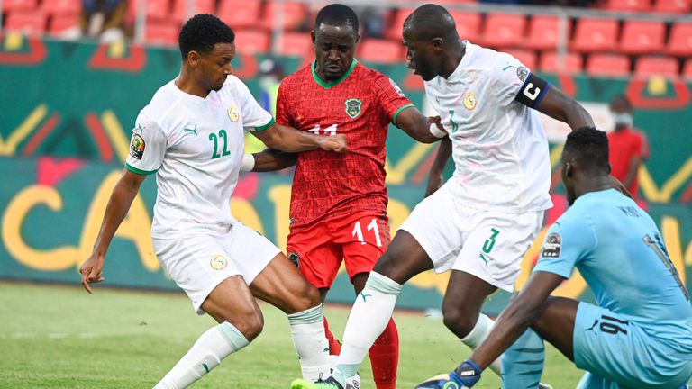 Сенегал спечели групата си след реми с Малави