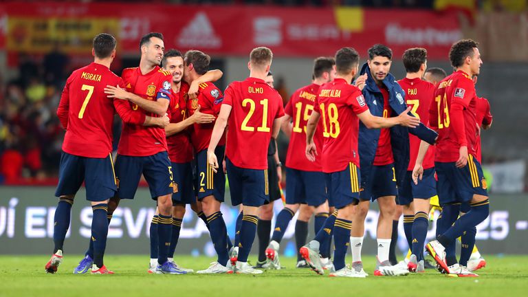 Испанският национален отбор ще се завърне за да играе в