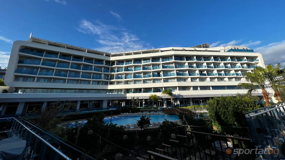 Ето го луксозния хотел на част от българските отбори в Турция
