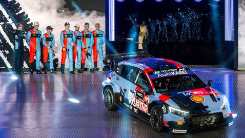 35 пилоти са били претенденти за третата кола на Хюндай