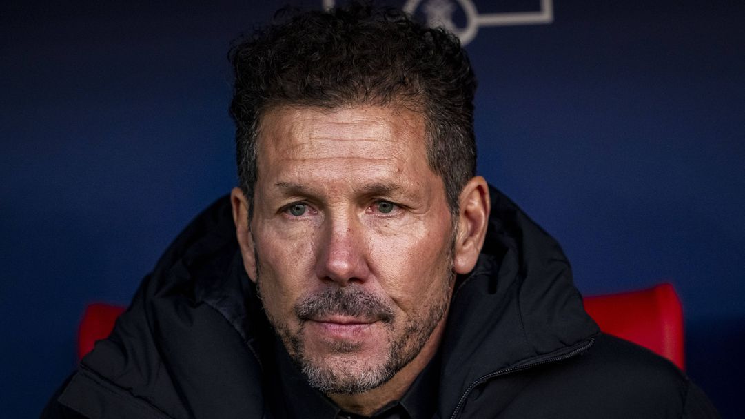 Симеоне се оплака от липсата на нови попълнения