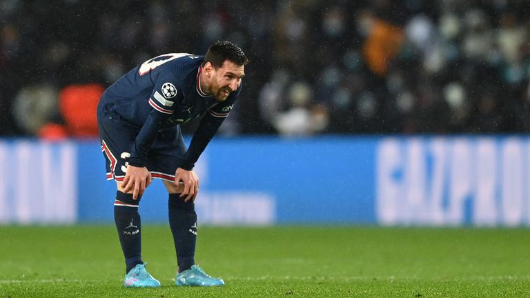  Меси сърдит от 