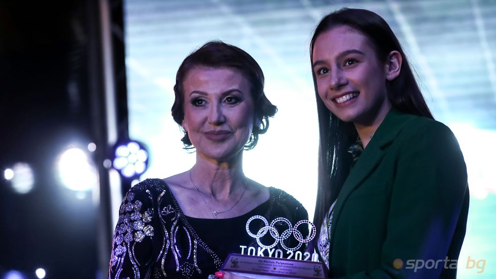 Илиана Раева покани украинските гимнастички да тренират в България