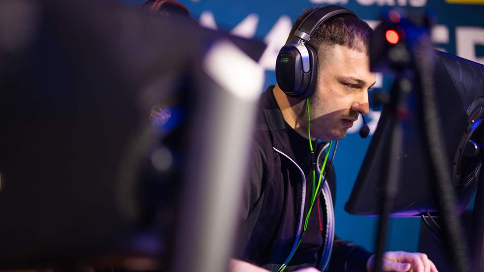 500 с последен шанс, след като коленичиха пред Falcons