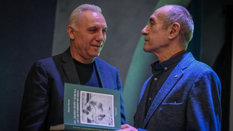 Христо Стоичков уважи Божил Колев