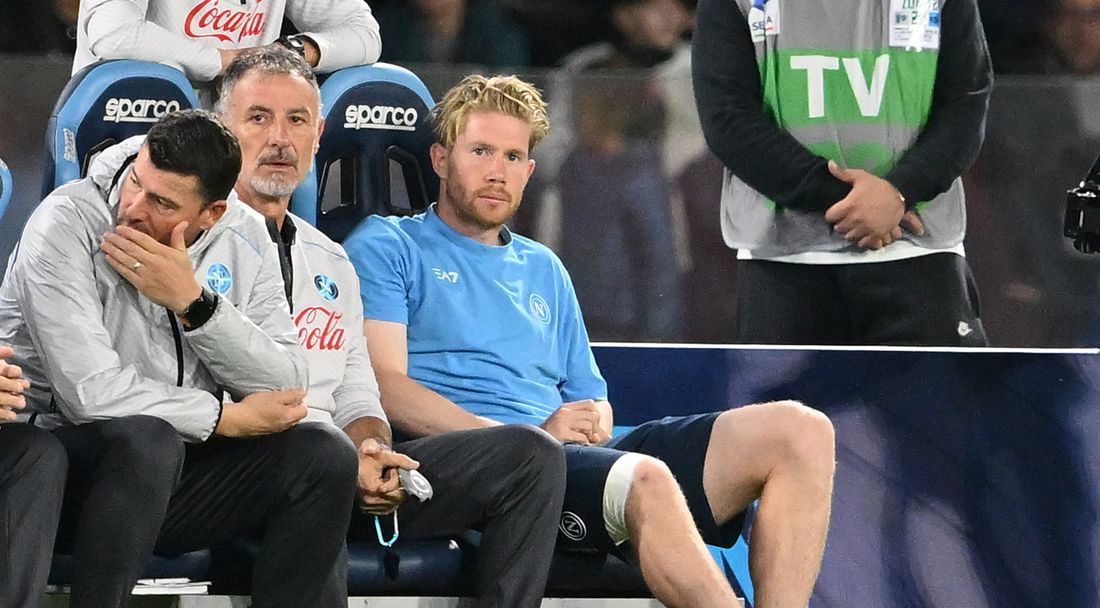 Де Бройне се завръща в Неапол в неделя