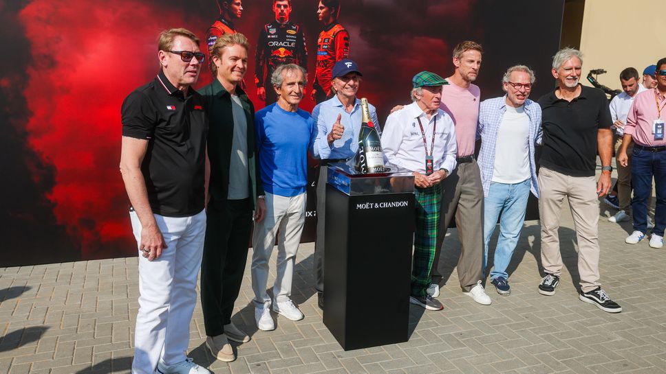 Световният шампион във Формула 1 за 2009 година Дженсън Бътън