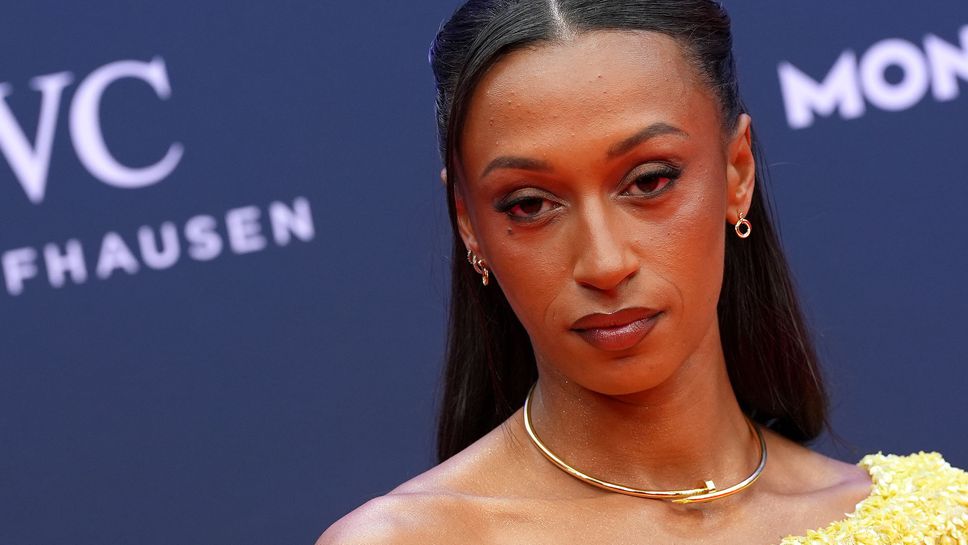 Първите запаси от презервативи в олимпийското село по време на