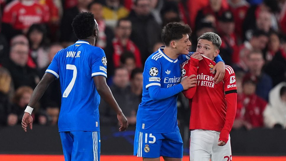 Във ФИФА се обсъжда възможността в бъдеще футболисти да бъдат