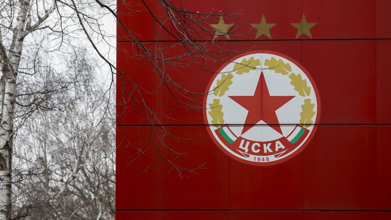  УЕФА няма да вади ЦСКА - София от европейските клубни шампионати 