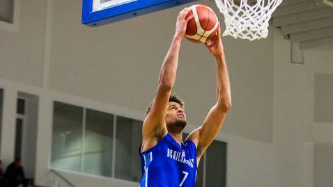 Играч на кръга - Трей Портър