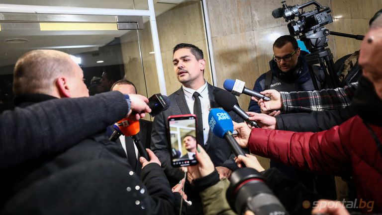  Министър Василев с изказване след обява на Sportal.bg, има съществени подозрения за машинация 