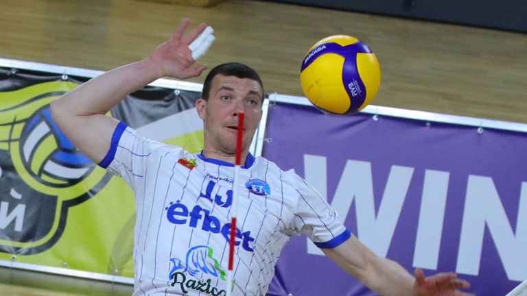 Костадин Гаджанов ще бъде играещ помощник-треньор на волейболния Пирин, съобщиха