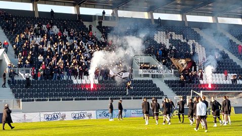  Феновете на Локомотив (Пд) надъхаха своите любимци 